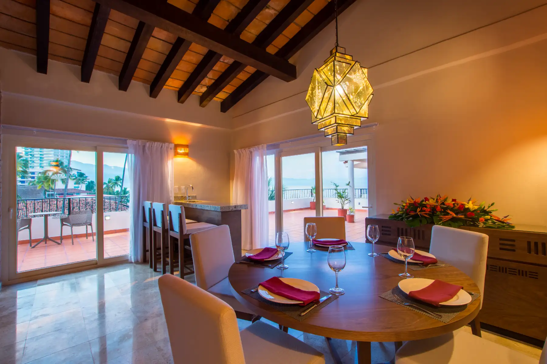 Crown-PH2--15 » Crown Paradise