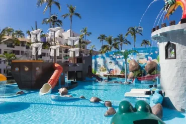 5 razones por las que Crown Paradise Club Puerto Vallarta es ideal para unas vacaciones en familia